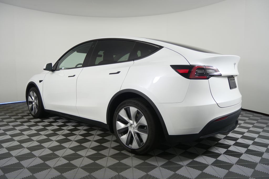 Thumbnail: 2023 Tesla Model Y - 5