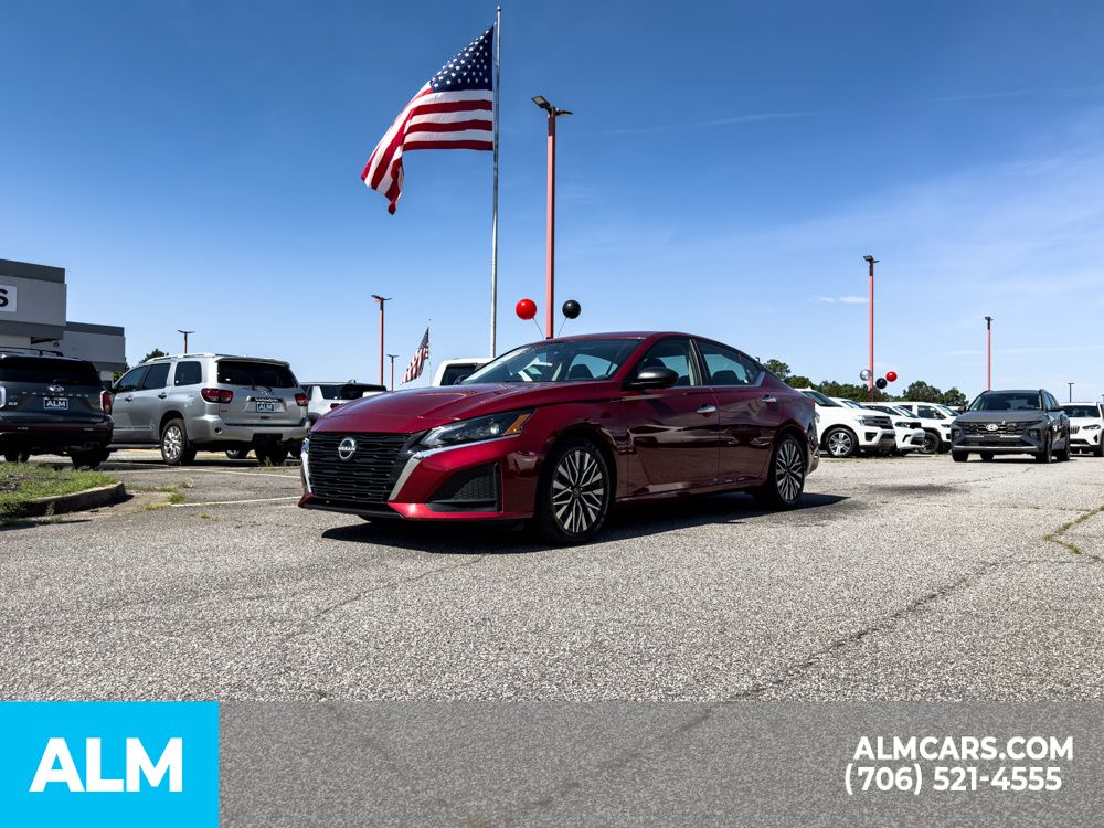 2025 Nissan Altima SV - Photo 16