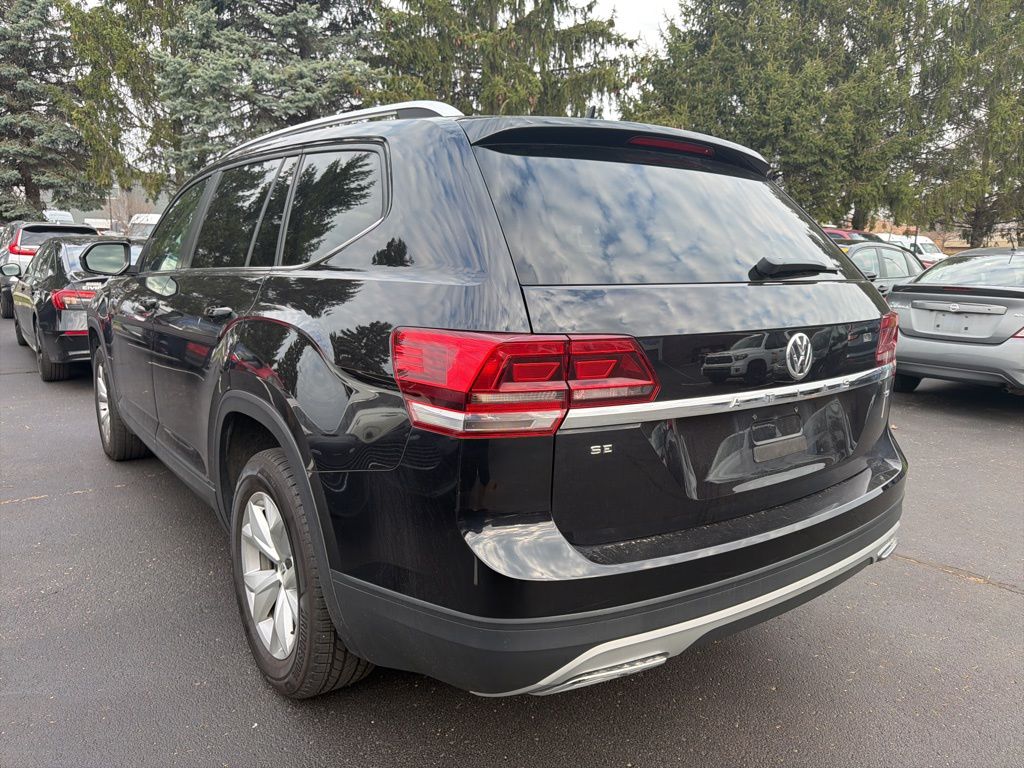 Thumbnail: 2018 Volkswagen Atlas - 2