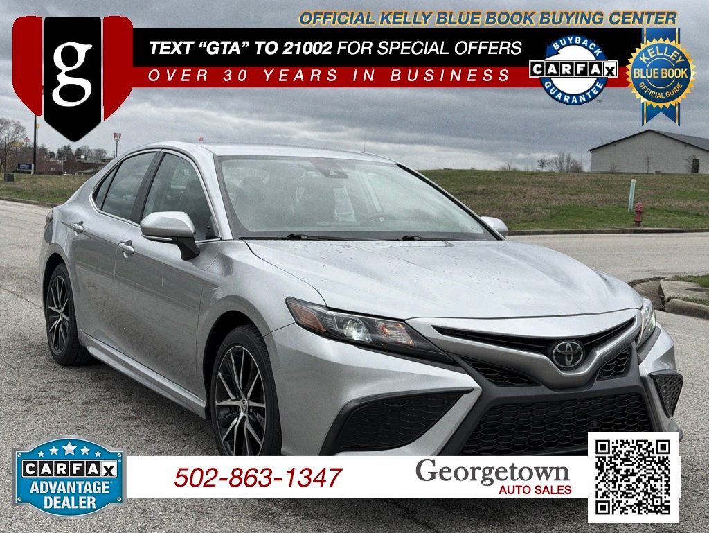 2023 Toyota Camry SE