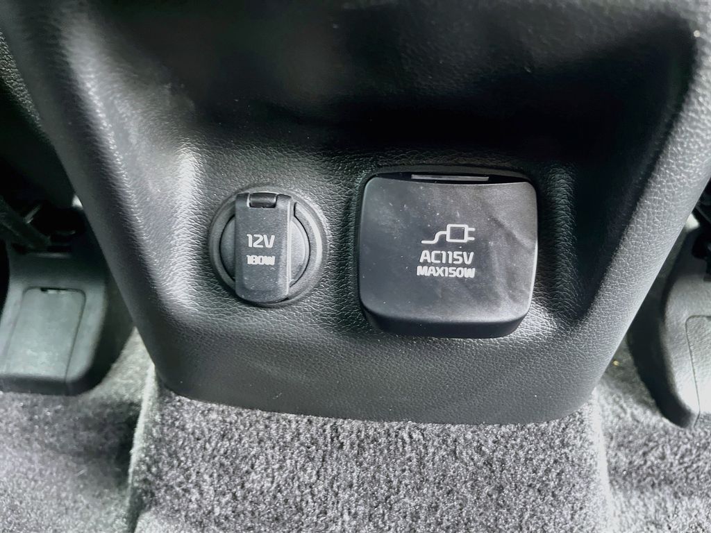 Used 2025 Black Kia SX-Prestige X-Line image 38