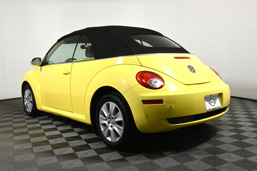 2008 Volkswagen Beetle S 6