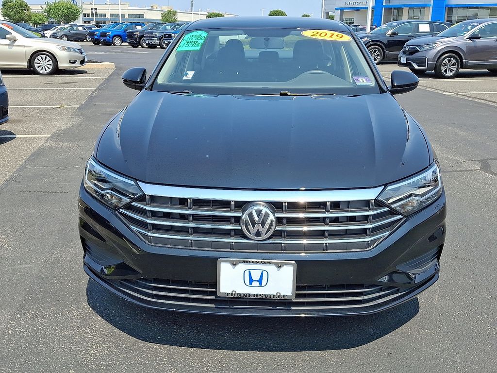 Thumbnail: 2019 Volkswagen Jetta - 2