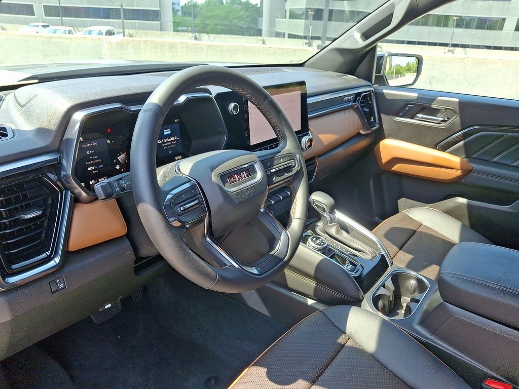 Thumbnail: 2024 GMC Canyon - 4
