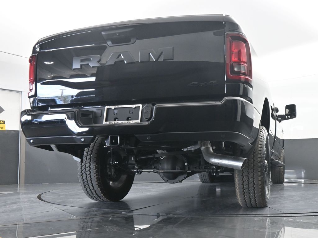 New 2026 Diamond Black Crystal Pearlcoat Ram Tradesman image 56