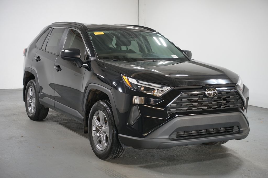 Thumbnail: 2025 Toyota RAV4 - 3