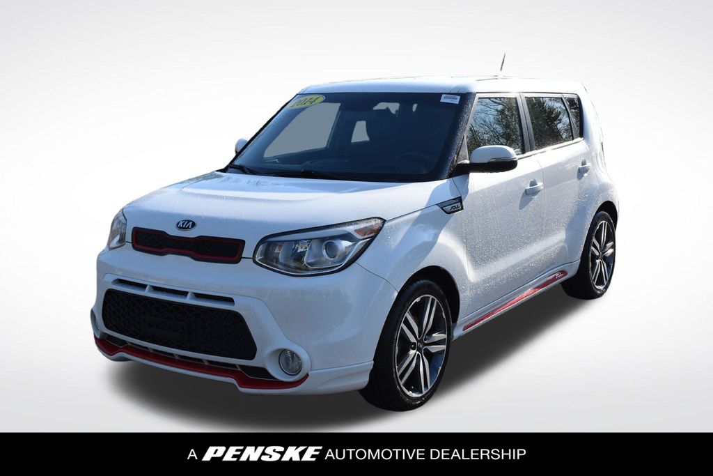 Clear White 2014 Kia Soul + Wagon Front-Wheel Drive 6-Speed Automatic