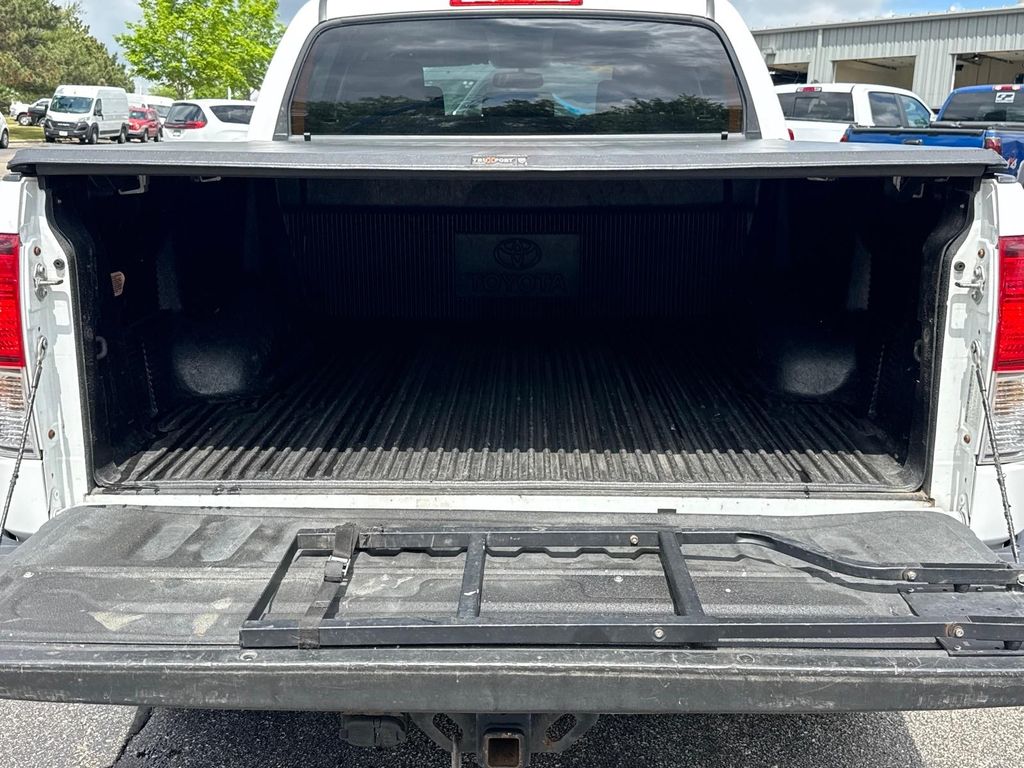Used 2012 Super White Toyota Grade image 5