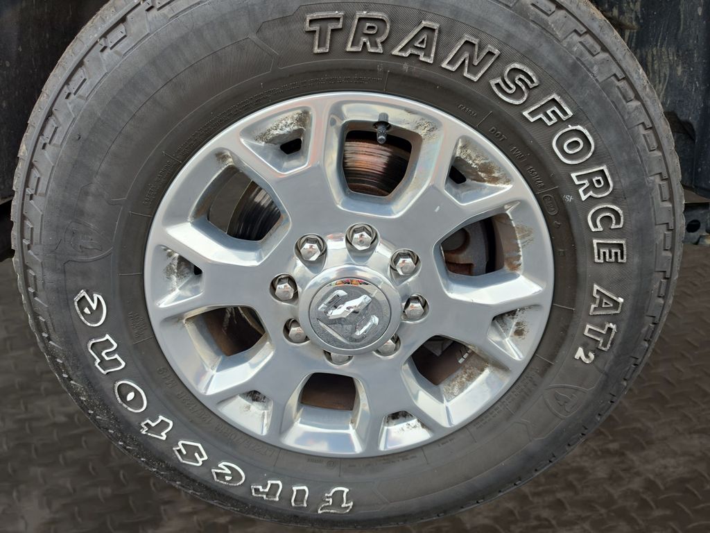 2024 Ram 2500 Laramie White at Luther Ford