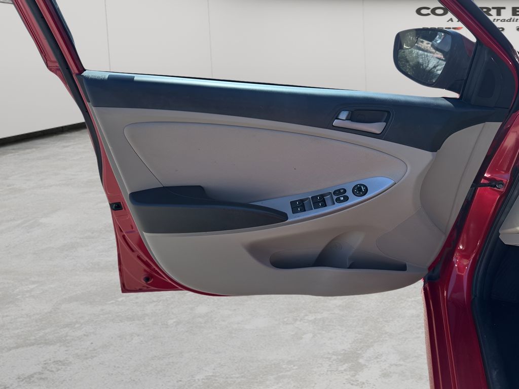 Used Car 2015 Hyundai Accent  Gls For Sale In Austin, Texas