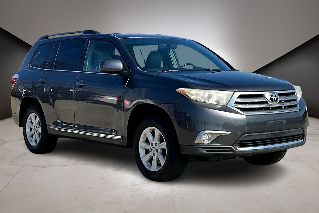 Nautical Blue Metallic 2012 Toyota Highlander SE SUV / Crossover Front-Wheel Drive 5-Speed Automatic Overdrive