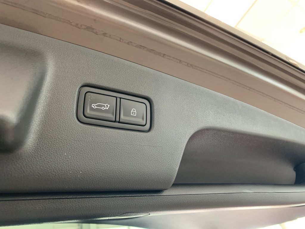 New 2026 Brown Hyundai SEL image 16