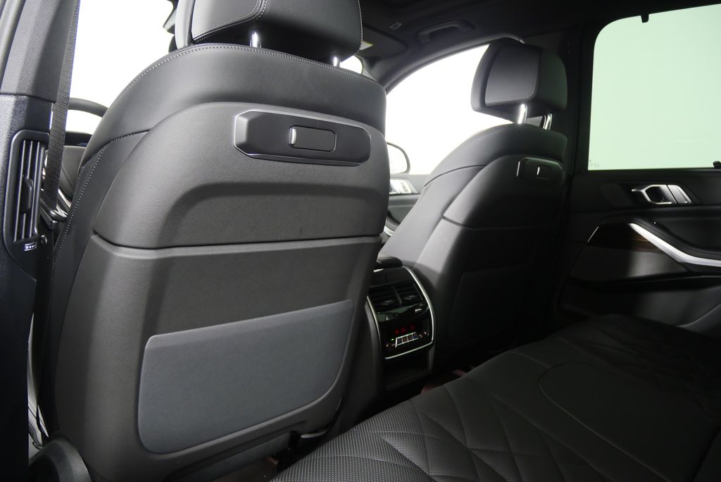 2026 BMW X5 xDrive40i 16