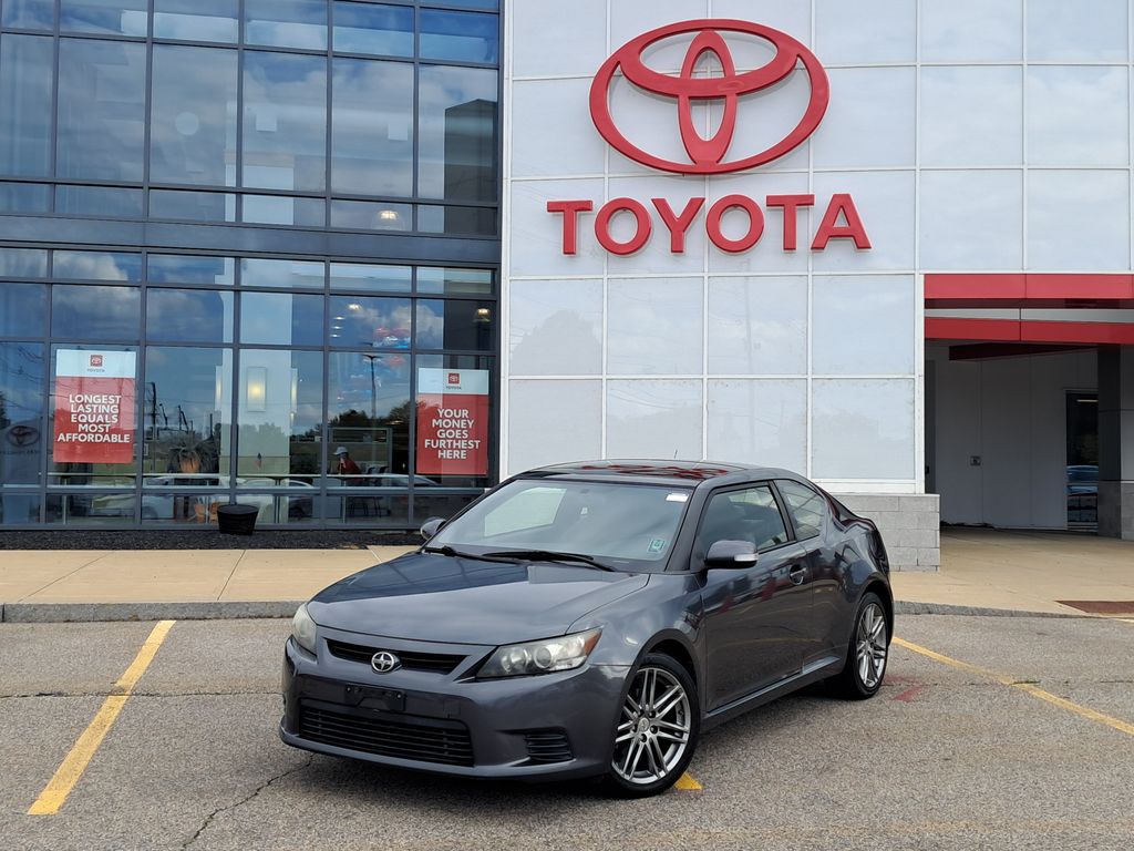 Magnetic Gray Metallic 2013 Scion tC Coupe Front-Wheel Drive 6-Speed Automatic