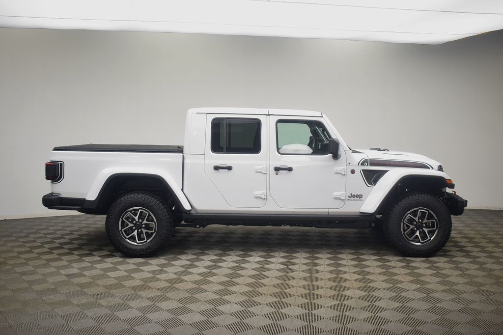 new 2026 Jeep Gladiator car, priced at $59,025