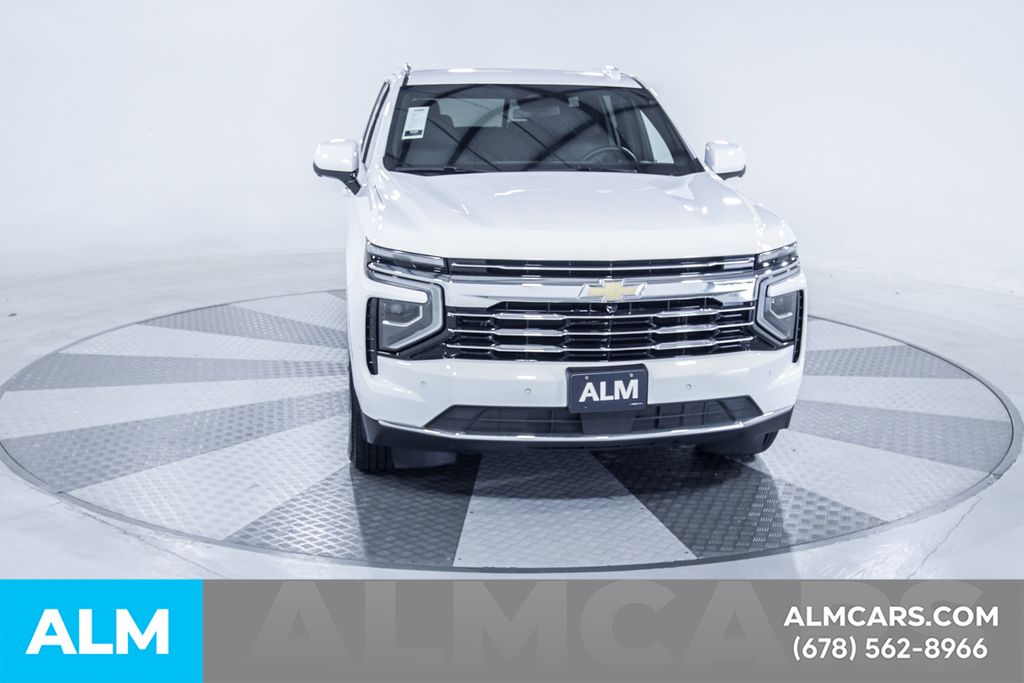 Used 2025 White Chevrolet LT image 15