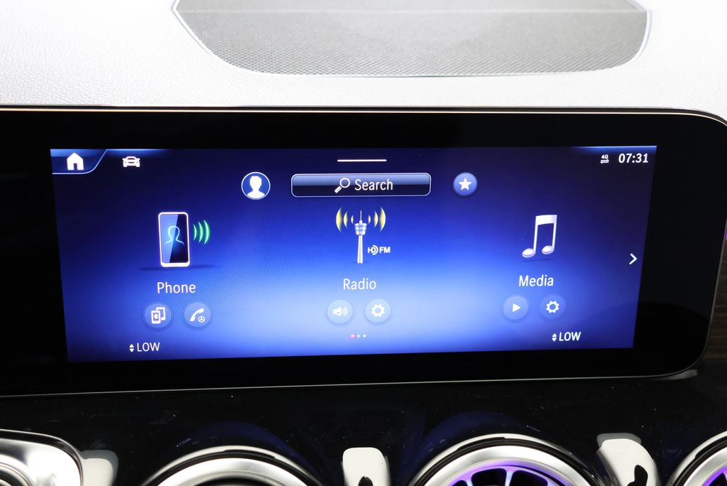 Thumbnail: 2026 Mercedes-Benz GLB - 25