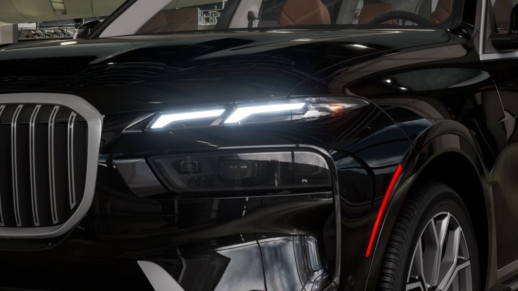 Thumbnail: 2026 BMW X7 - 6