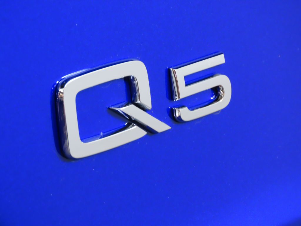 2024 Audi Q5 e  9