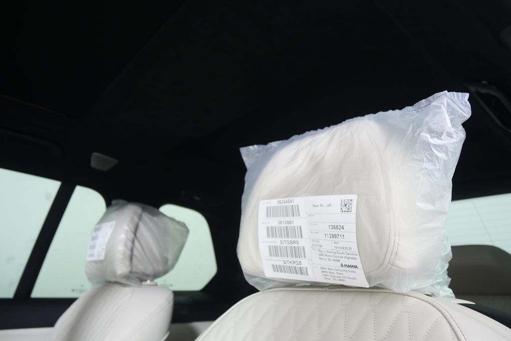 Thumbnail: 2026 BMW X7 - 17