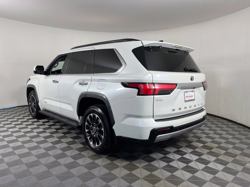 Thumbnail: 2023 Toyota Sequoia - 13