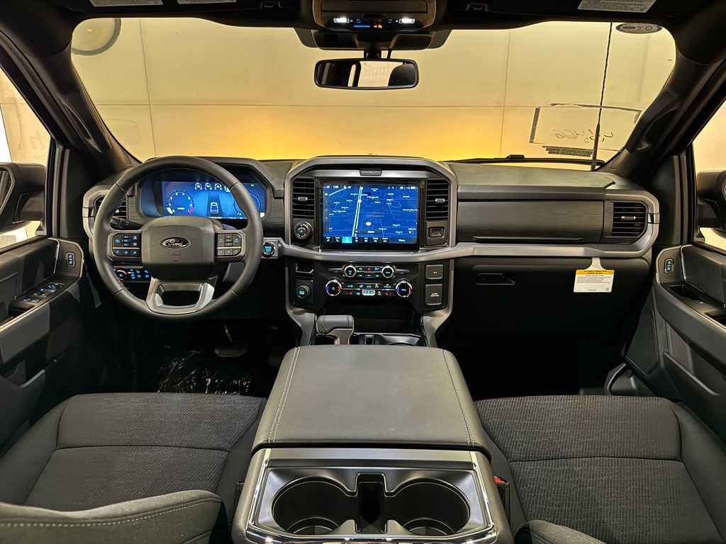 New 2026 Black Ford XLT image 3