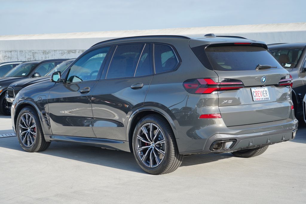 Thumbnail: 2026 BMW X5 - 8