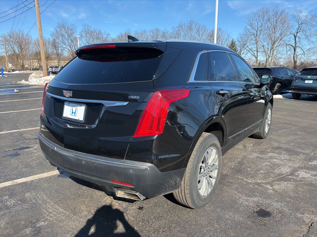 Thumbnail: 2019 Cadillac XT5 - 5