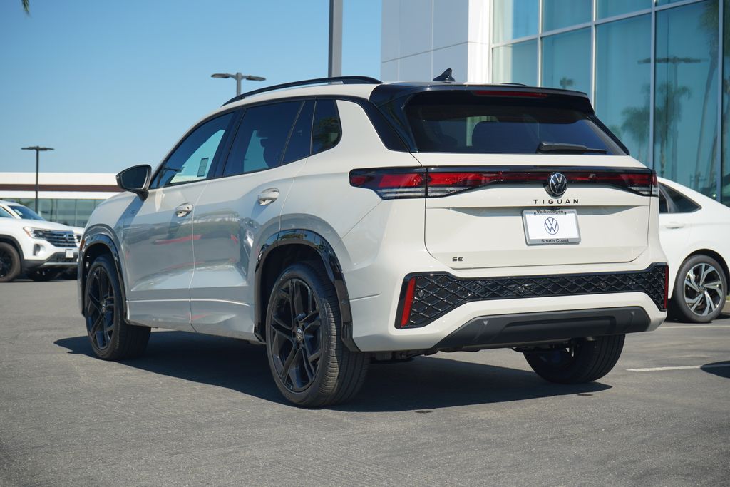 Thumbnail: 2026 Volkswagen Tiguan - 3
