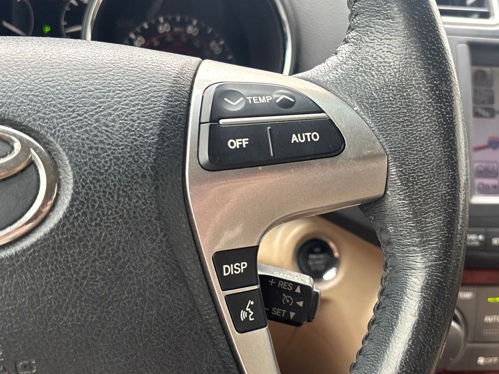 Used 2012 Toyota Highlander SUV