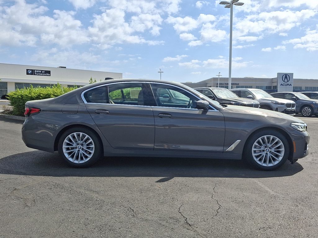 2022 BMW 5 Series 530i xDrive 7