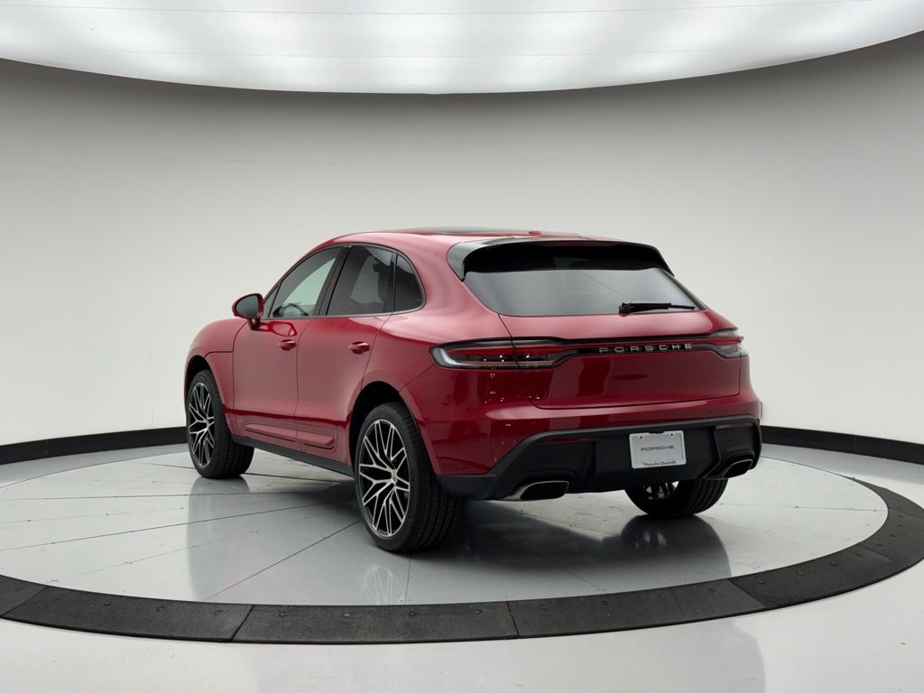 Thumbnail: 2026 Porsche Macan - 3