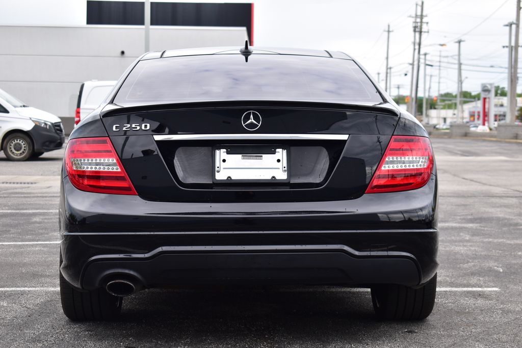 2014 Mercedes-Benz C-Class C 250 4