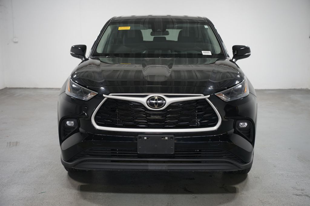 Thumbnail: 2024 Toyota Highlander - 2