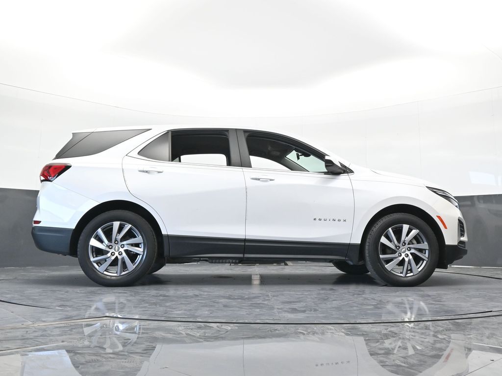 Used 2022 Iridescent Pearl Tricoat Chevrolet LT image 63