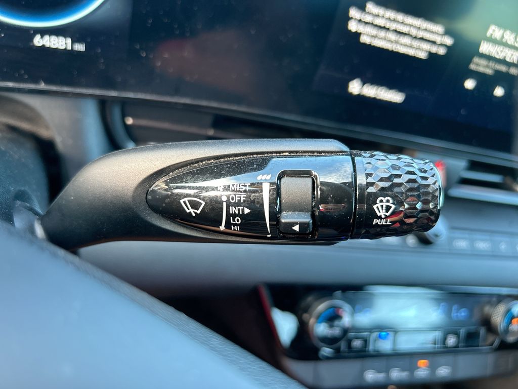 Thumbnail: 2025 Hyundai Elantra - 18