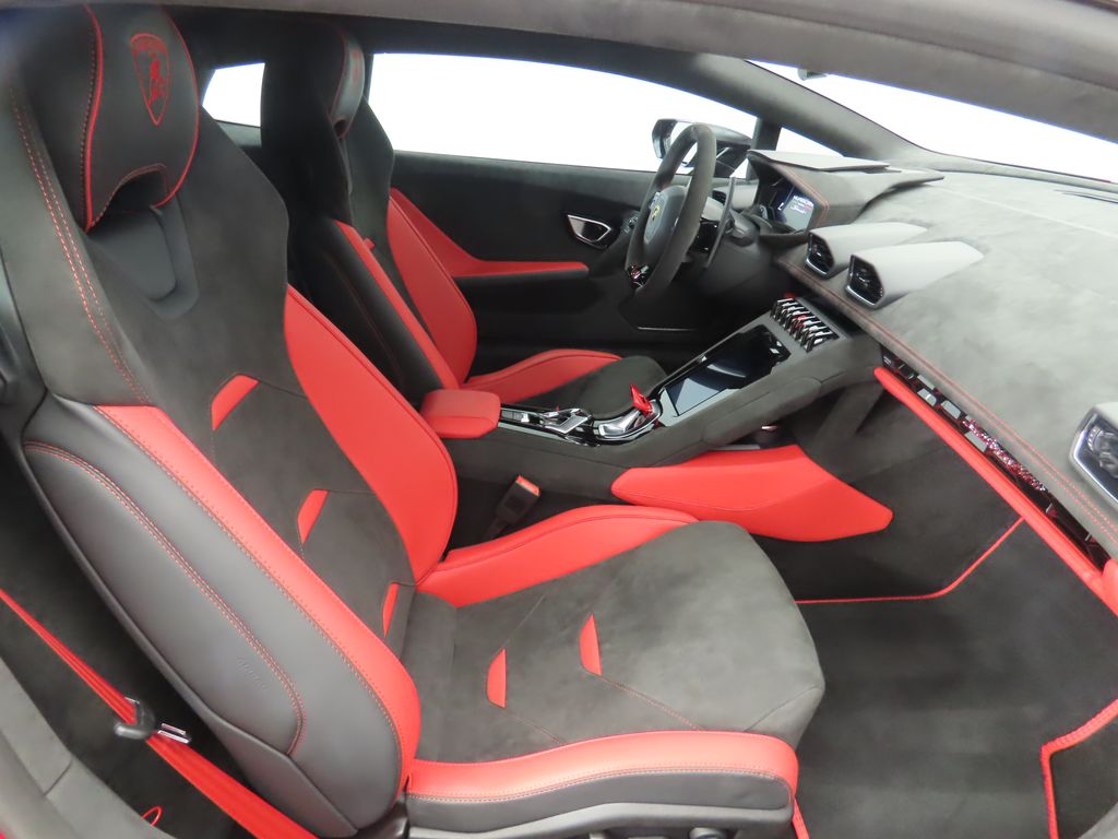 Thumbnail: 2024 Lamborghini Huracan - 21