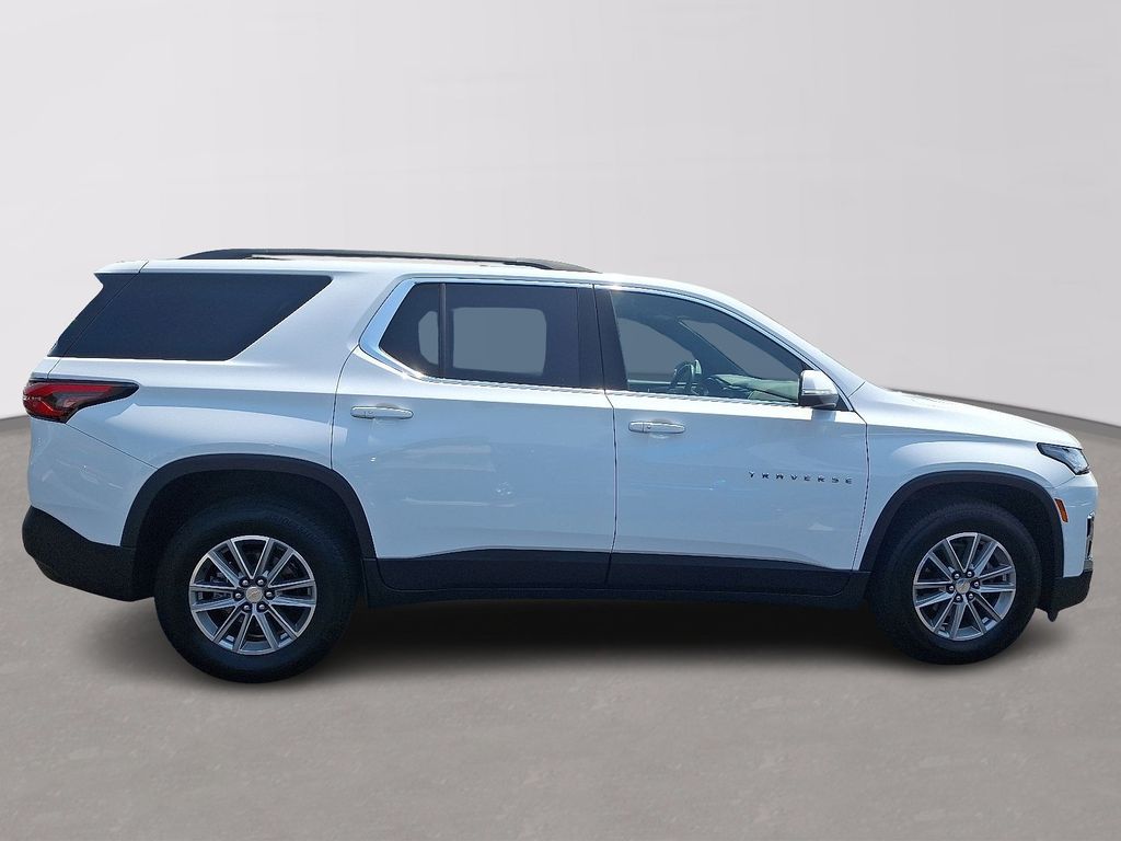 2023 Chevrolet Traverse LT 7