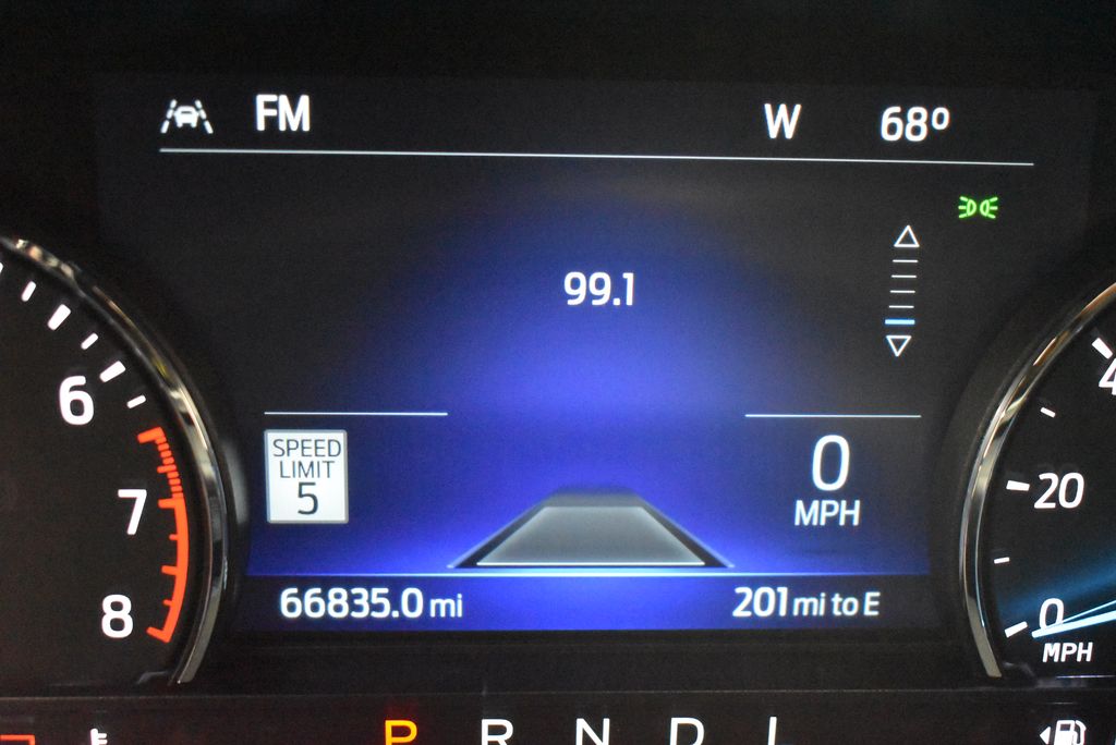 Thumbnail: 2022 Ford Explorer - 23