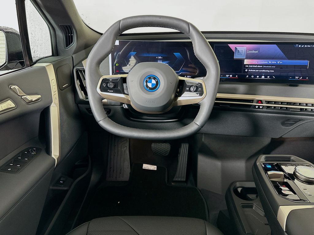 2025 BMW iX xDrive50 19