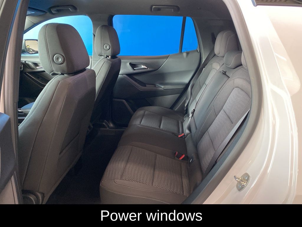 Used 2025 White Chevrolet LT image 11