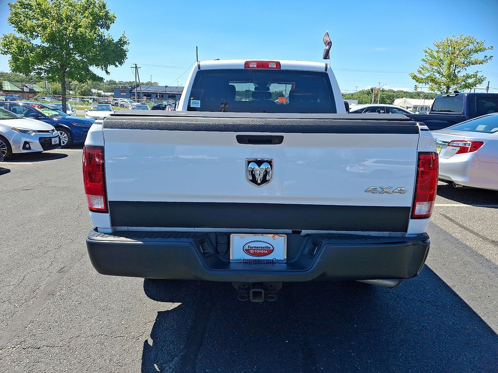 Thumbnail: 2021 RAM 1500 Classic - 5