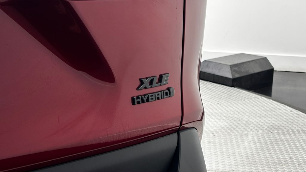 Thumbnail: 2024 Toyota RAV4 - 12