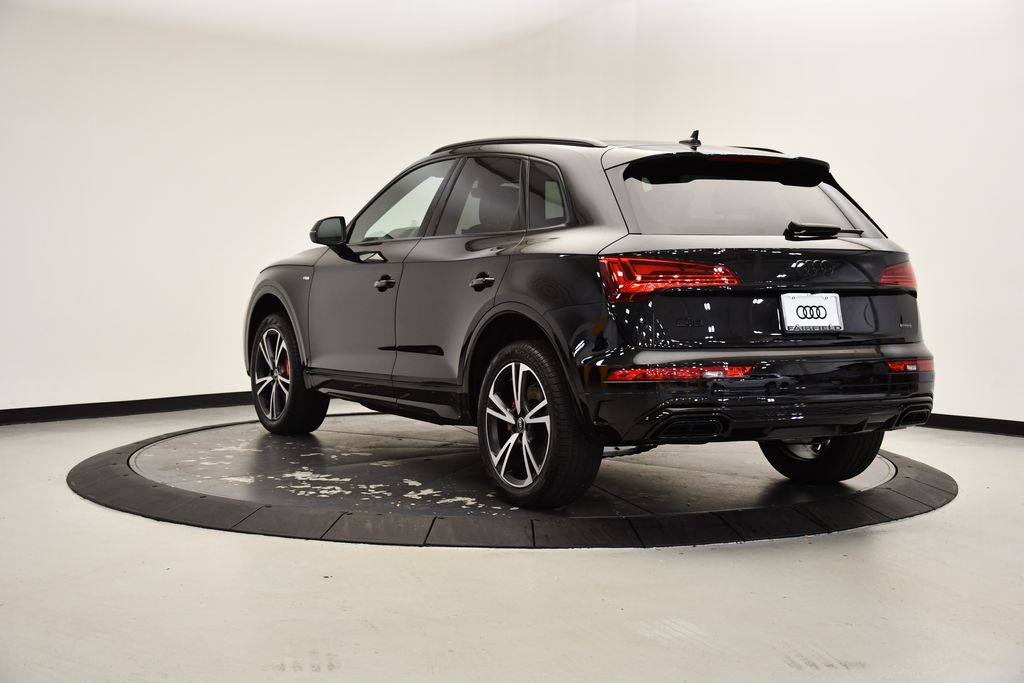 Thumbnail: 2025 Audi Q5 - 3