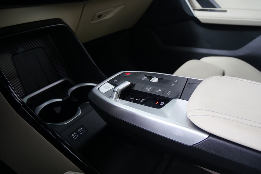 2023 BMW X1 xDrive28i 25