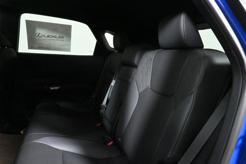 2025 Lexus RX  4