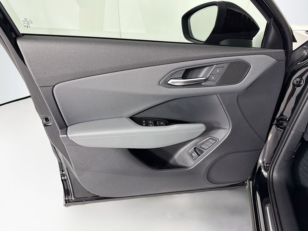 Thumbnail: 2026 Audi Q3 - 25