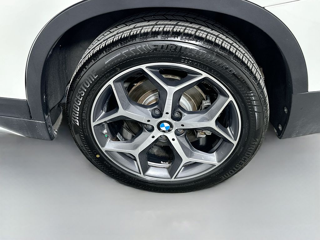 Thumbnail: 2018 BMW X1 - 31