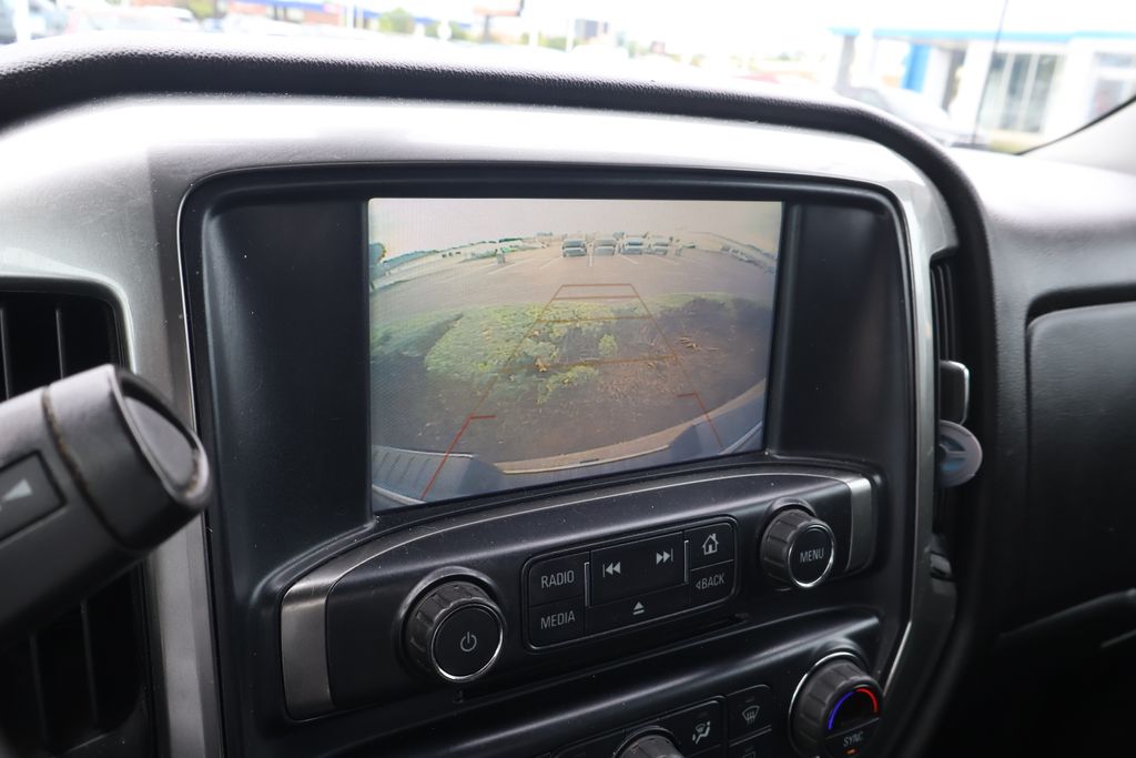 Thumbnail: 2018 Chevrolet Silverado 1500 - 25