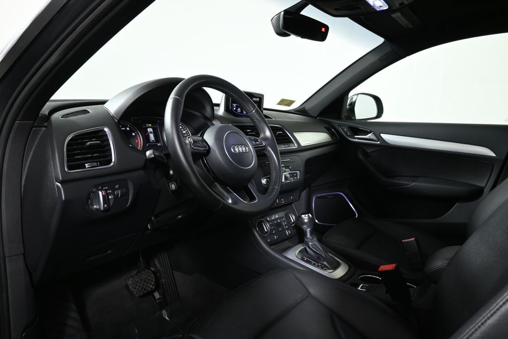 Thumbnail: 2016 Audi Q3 - 15